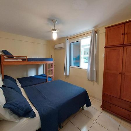 Aconchego Da Prainha Dois Quartos, Ar Condicionado, Wifi , Duas Vagas De Garagem อาร์ไฮยัล โด กาโบ ภายนอก รูปภาพ